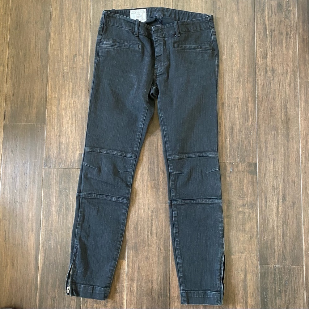 NILI LOTAN 111/88 80NL Black Wash Skinny Moto Jeans Size 2